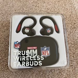 NFL true wireless earbuds NWT